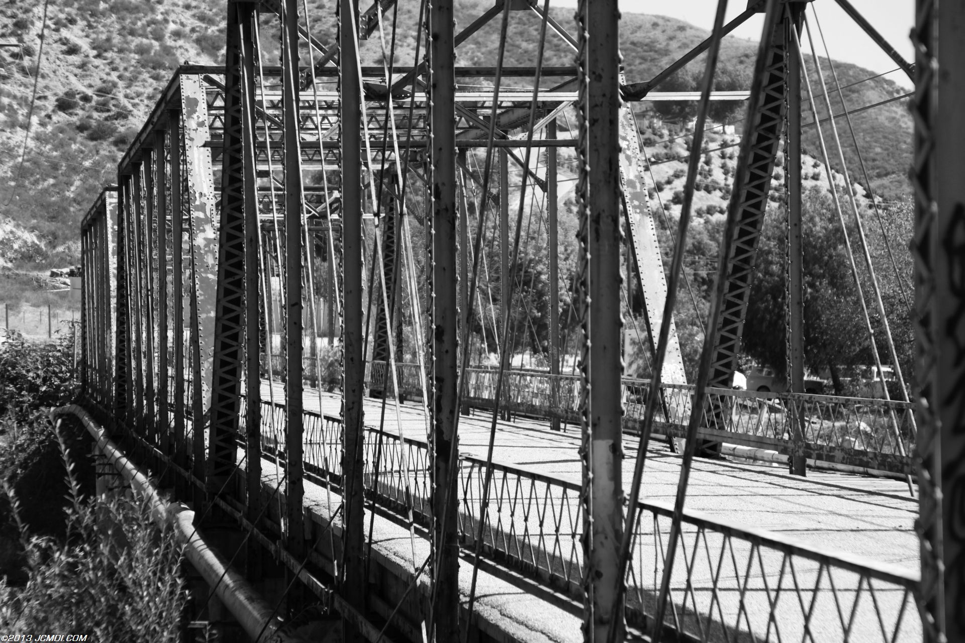 Piru Bridge B&W 11/17/2011